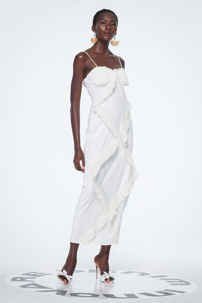 Beautifully Crafted Dress in a Classic Style