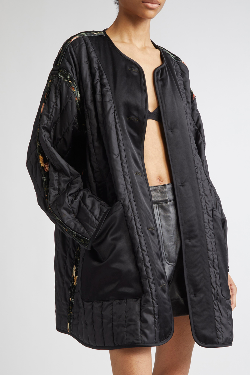 Classic Vintage & Enduringly Stylish Coat