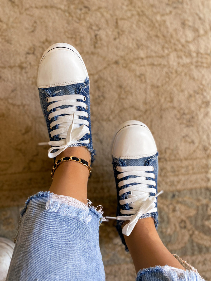 Elegantly Styled Sneakers for Everyday Wear