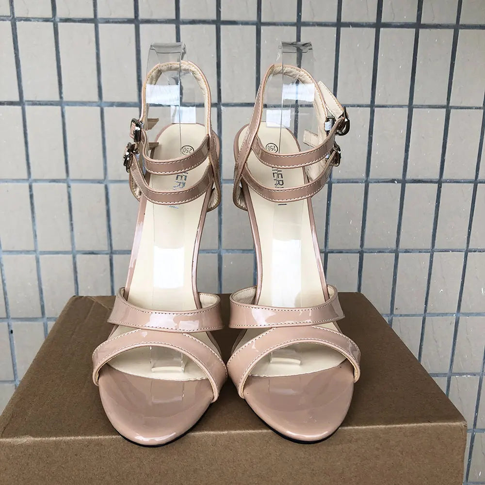Beautifully Crafted Sandals in a Classic Style