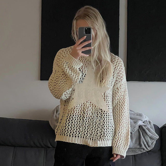 Well Tailored Sweater with a Graceful Silhouette
