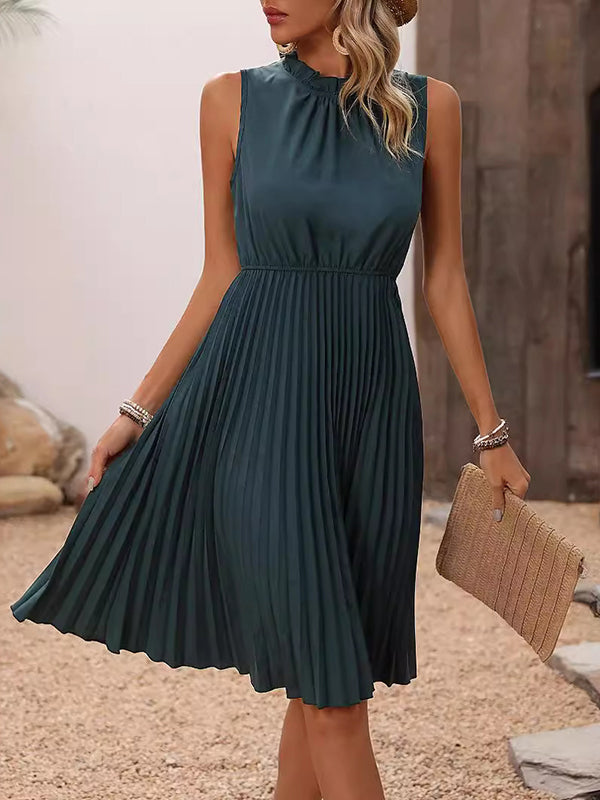 Sophisticated Dress with a Clean Classic Look