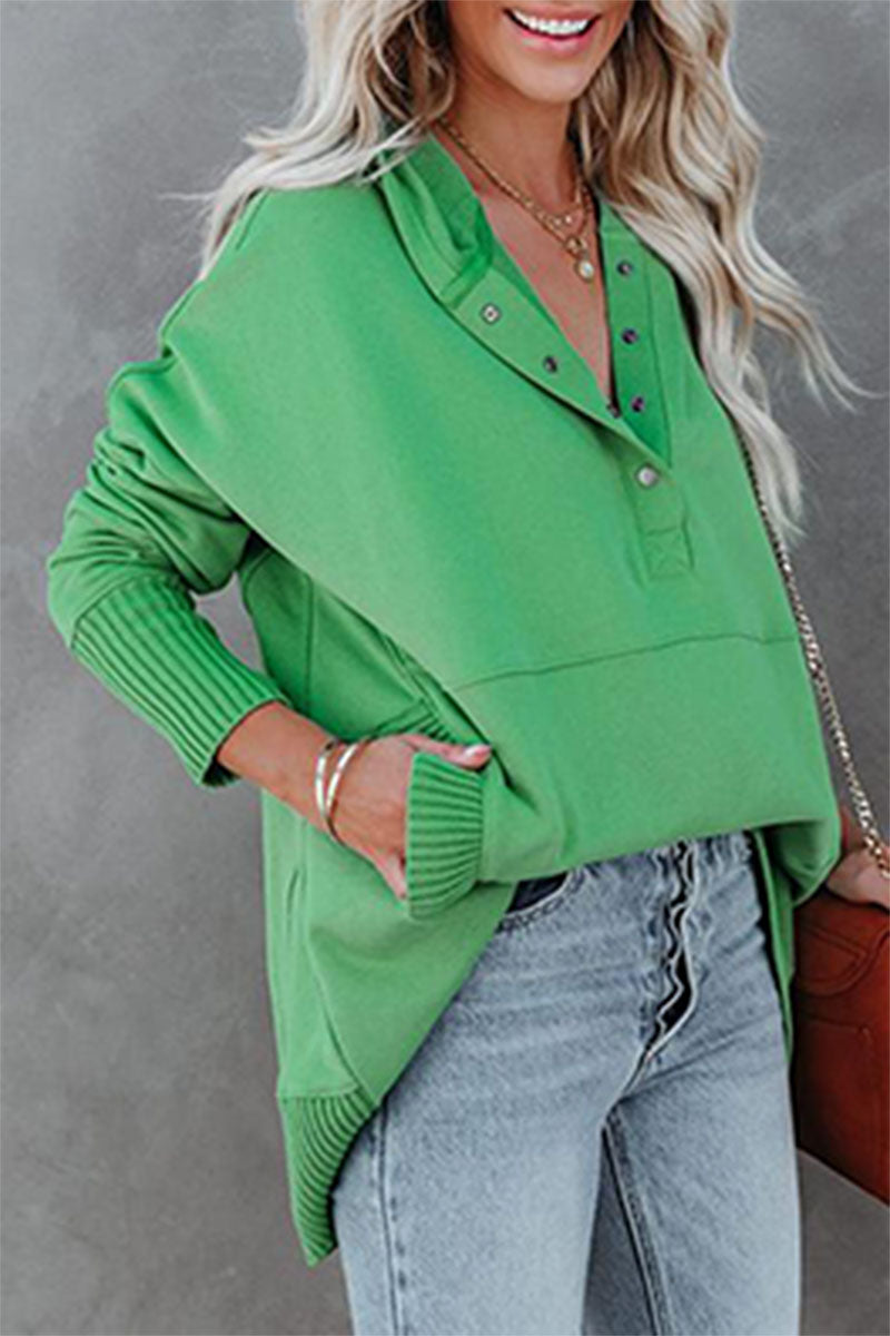 Effortlessly Elegant Top with a Timeless Design
