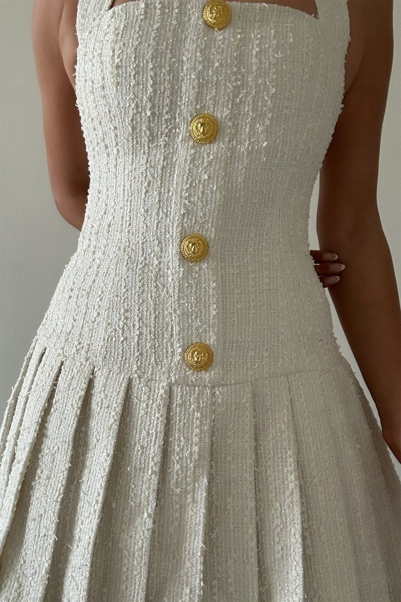 A Vintage Style Dress with Delicate Timeless Details