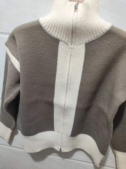 Well Tailored Cardigan with a Graceful Silhouette