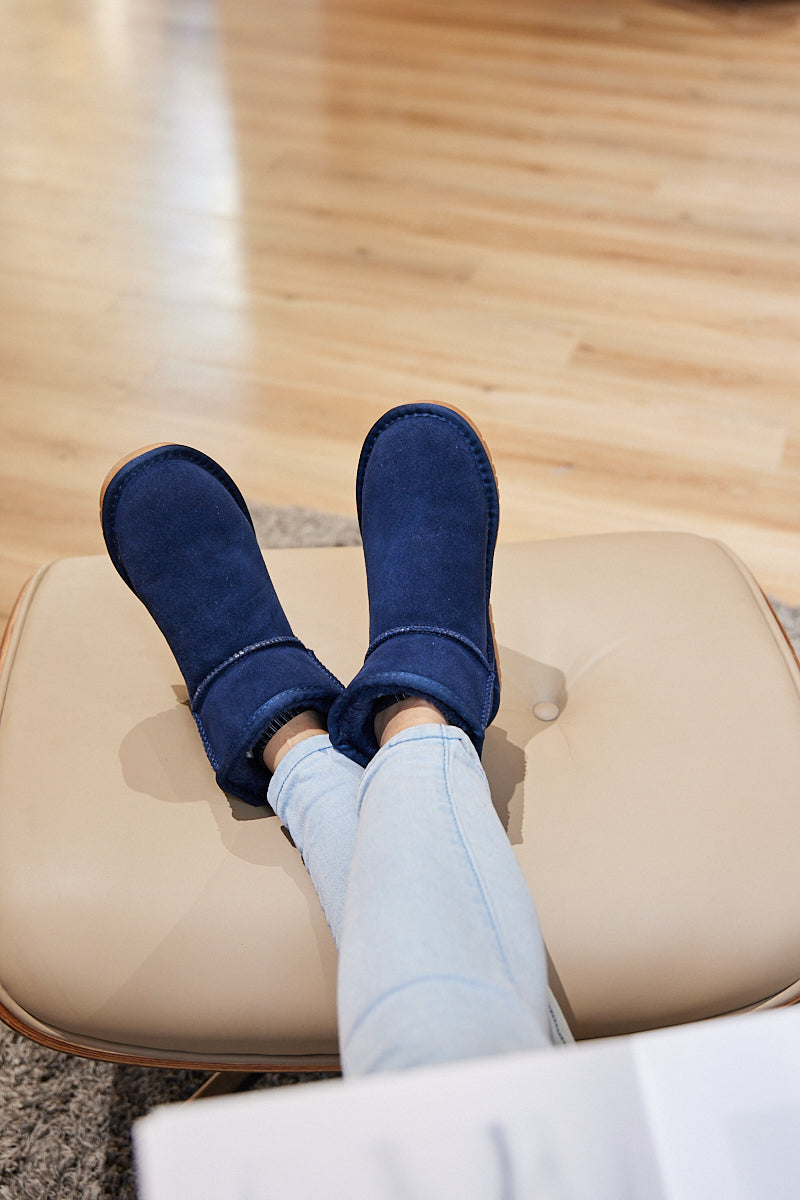 Beautifully Finished Boots in a Timeless Design