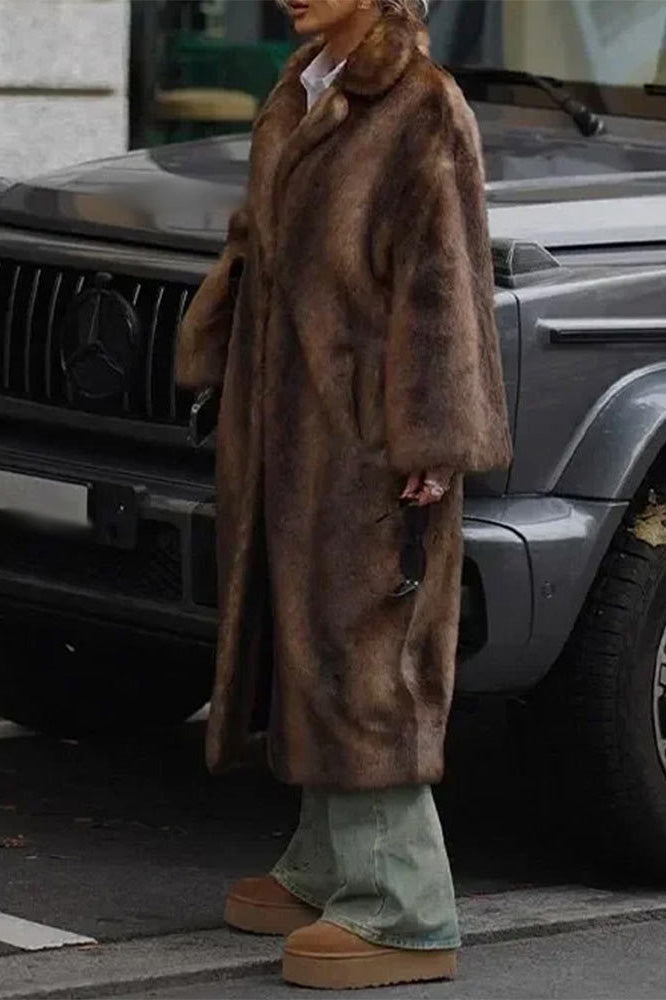 Sophisticated Coat with a Clean Classic Look