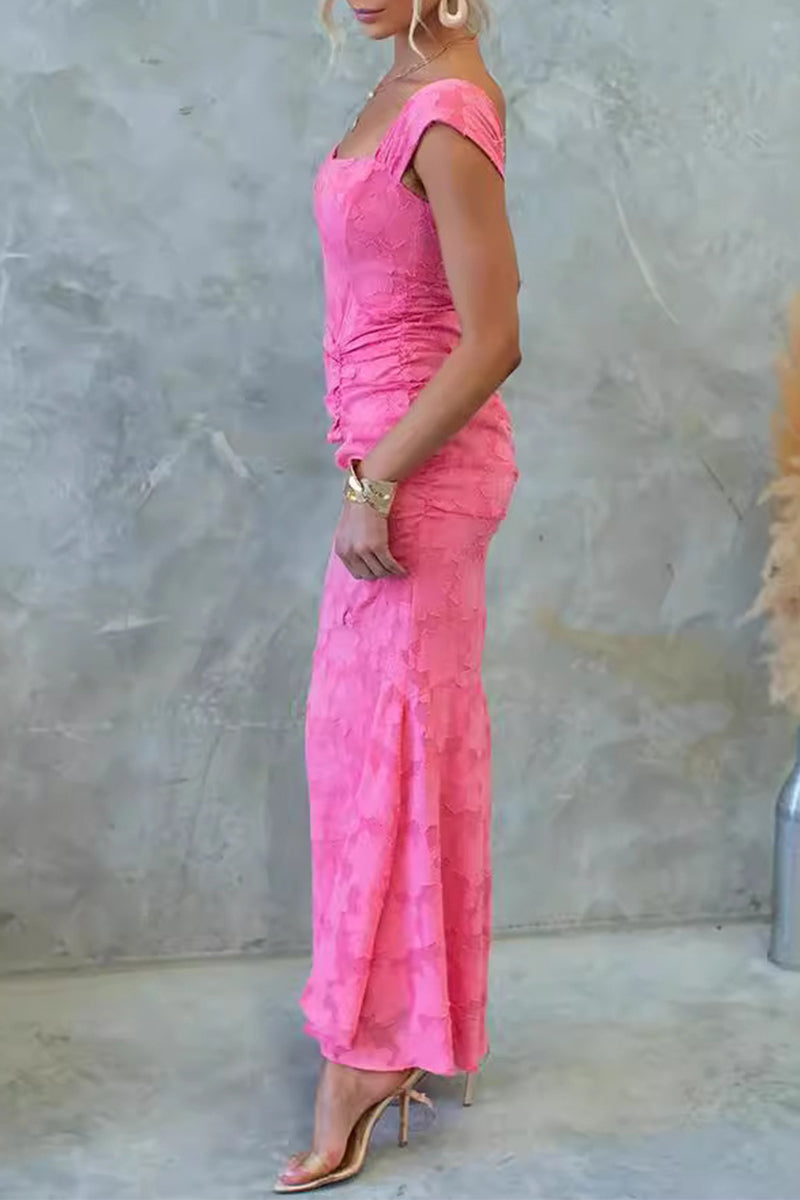 Sophisticated Dress with a Clean Classic Look