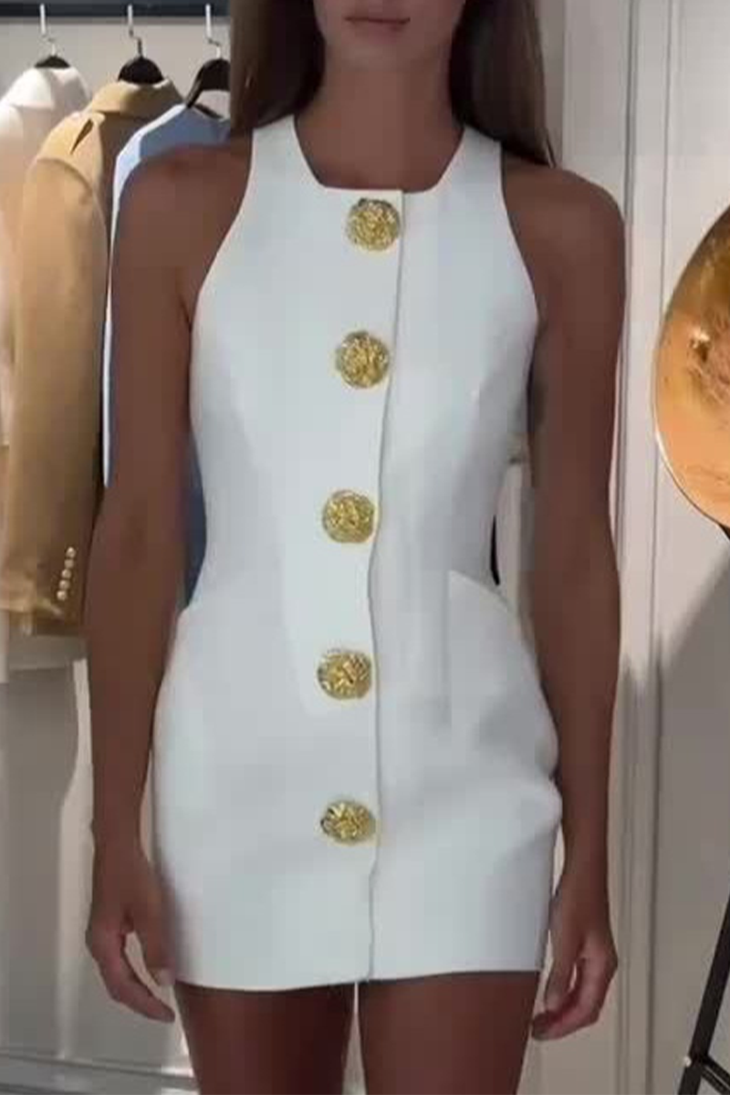 Polished Dress with an Effortless Classic Look