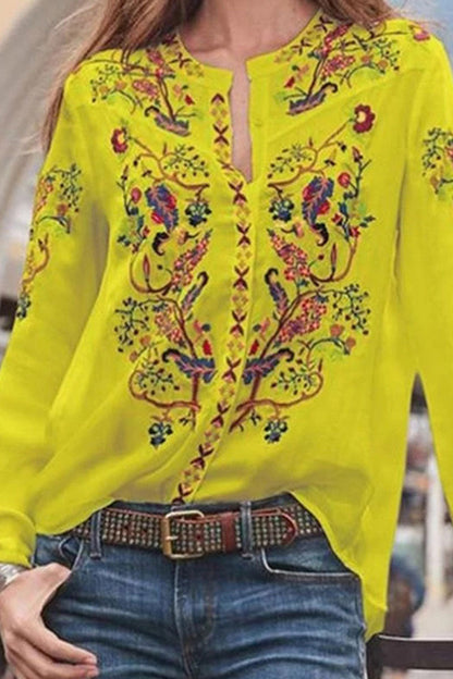 Beautifully Crafted Blouse in a Classic Style