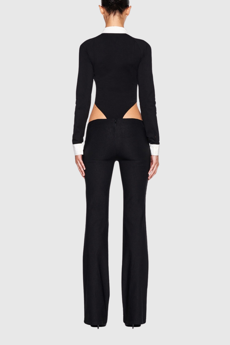 Well Tailored Garment with a Graceful Silhouette