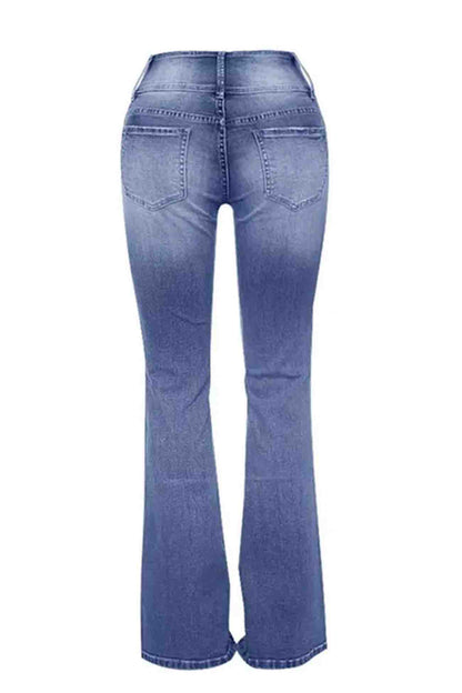 Effortlessly Elegant Garment with a Timeless Design
