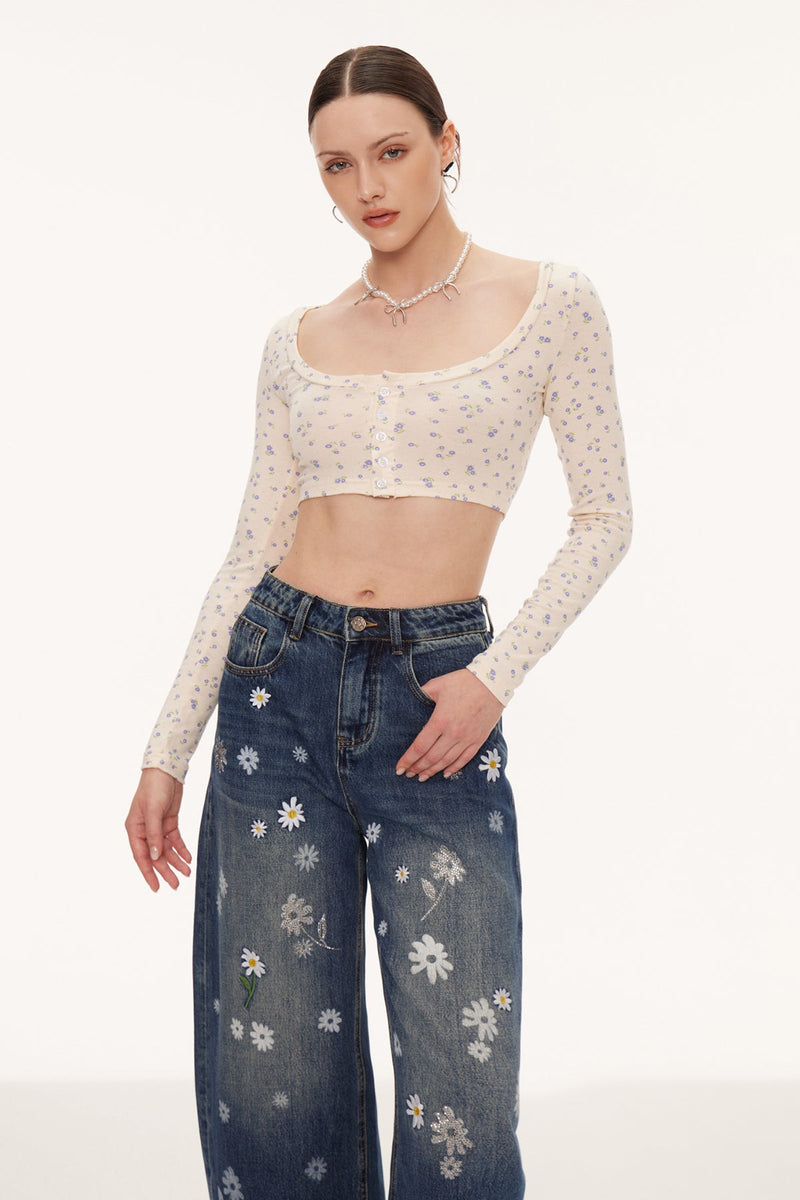 Beautifully Finished Top in a Timeless Design