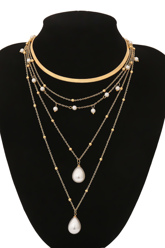 Beautifully Finished Garment in a Timeless Design