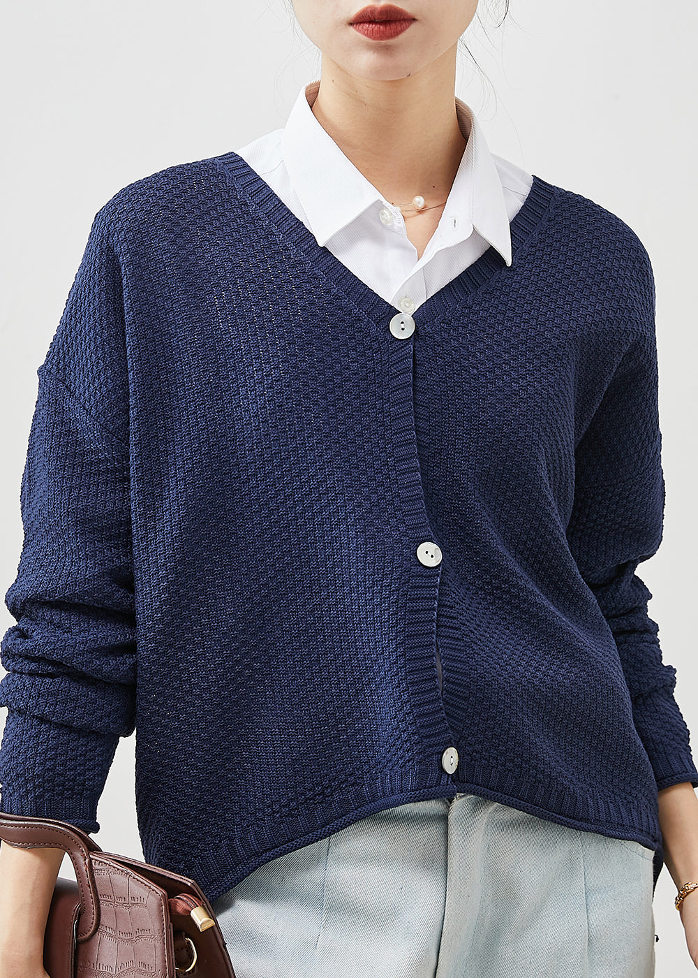 Gracefully Styled Cardigan for Any Occasion