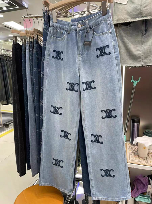 Beautifully Crafted Pants in a Classic Style
