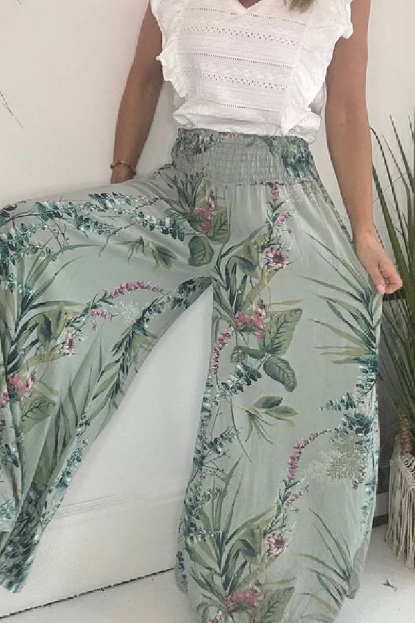 Beautifully Finished Pants in a Timeless Design