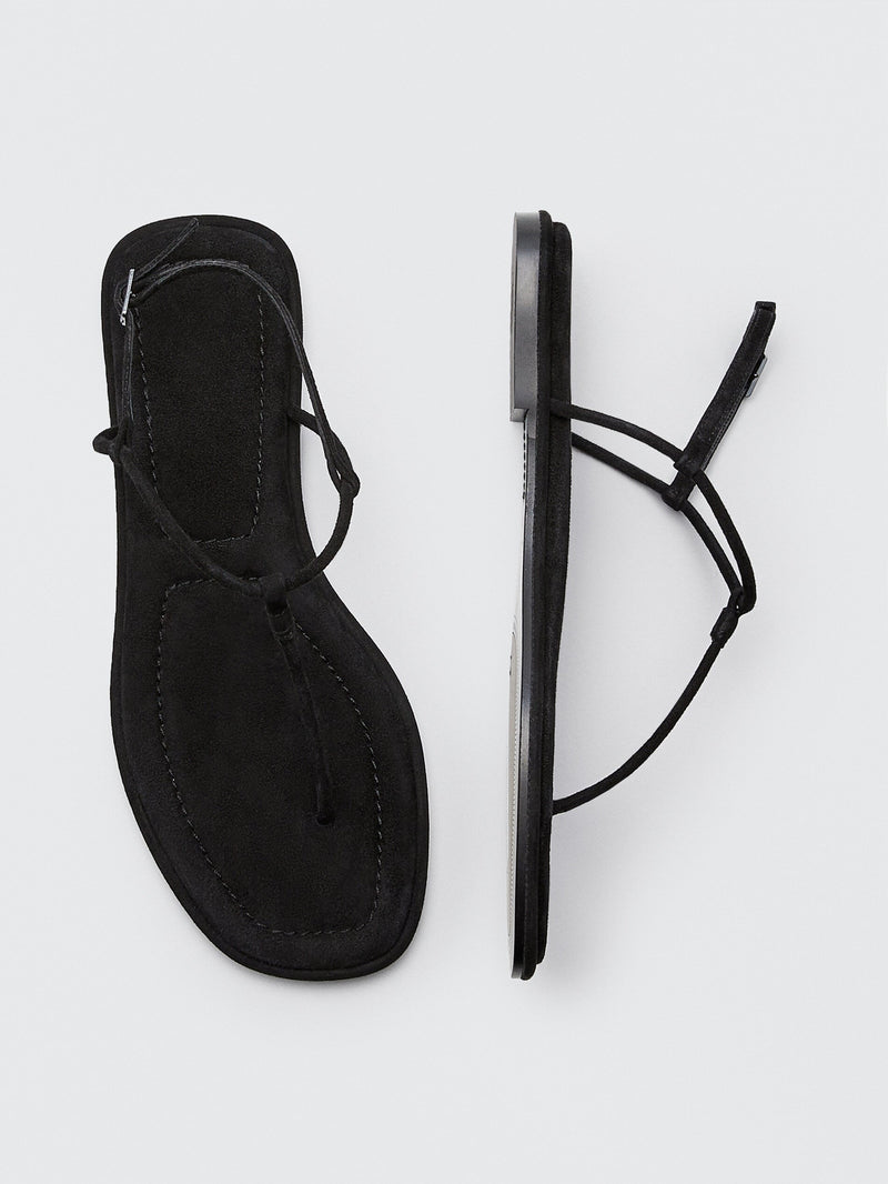 Polished Garment with an Effortless Classic Look