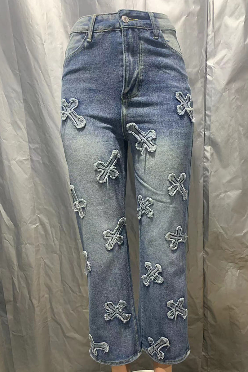 Gracefully Styled Garment for Any Occasion
