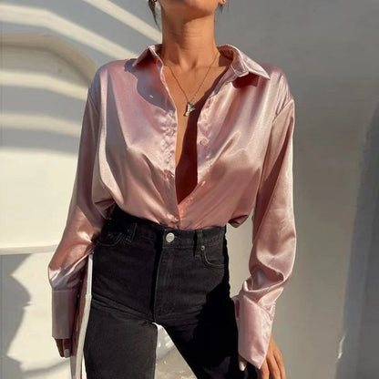 Beautifully Crafted Blouse in a Classic Style