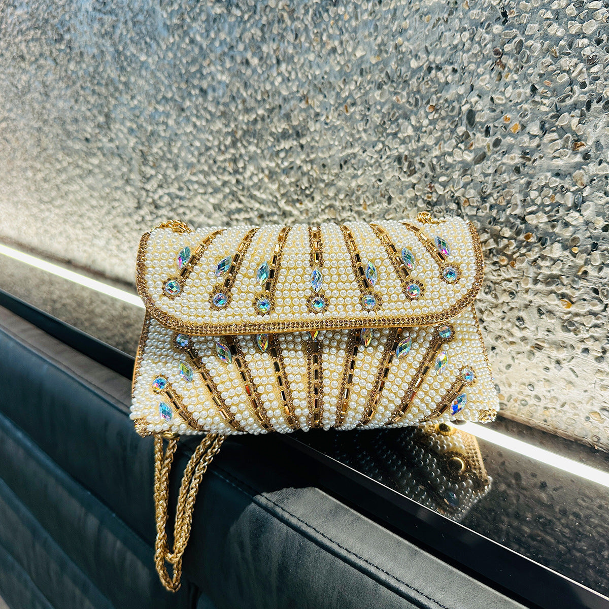 Elegantly Styled Bag for Everyday Wear