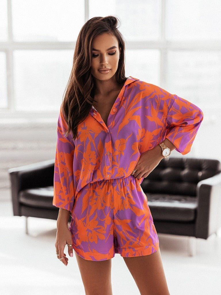 Effortlessly Elegant Garment with a Timeless Design