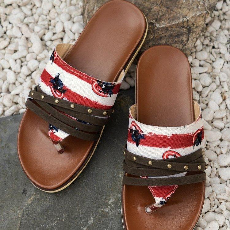 Classic Vintage Sandals with a Flattering Fit
