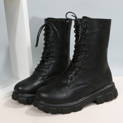 Well Tailored Shoes with a Graceful Silhouette