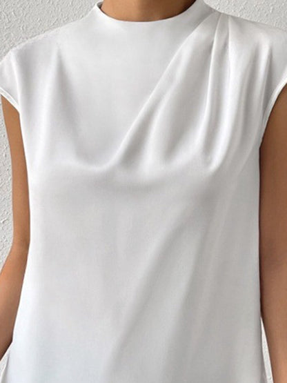 Beautifully Finished T-Shirt in a Timeless Design