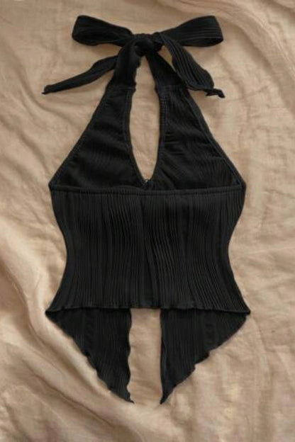 Beautifully Finished Garment in a Timeless Design