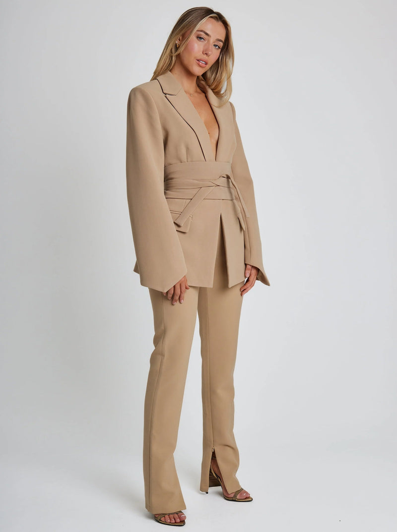 Polished Garment with an Effortless Classic Look