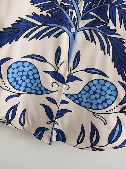 Beautifully Finished Blouse in a Timeless Design