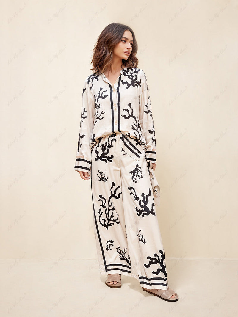 A Vintage Style Pants with Delicate Timeless Details