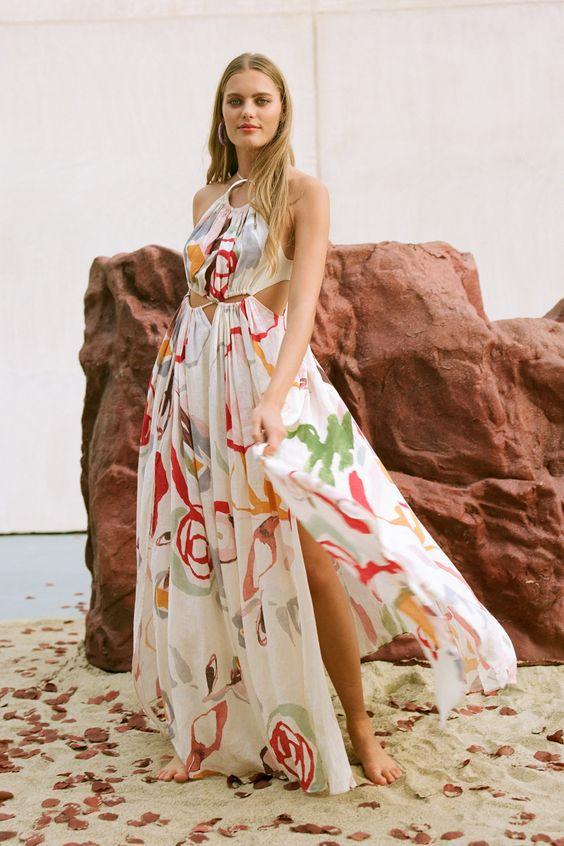Classic Vintage Dress with a Flattering Fit