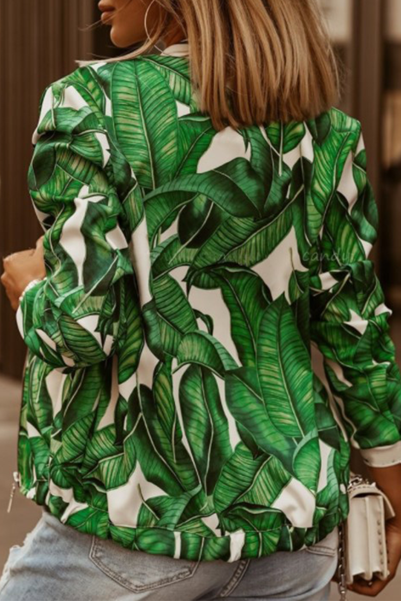 Polished Garment with an Effortless Classic Look