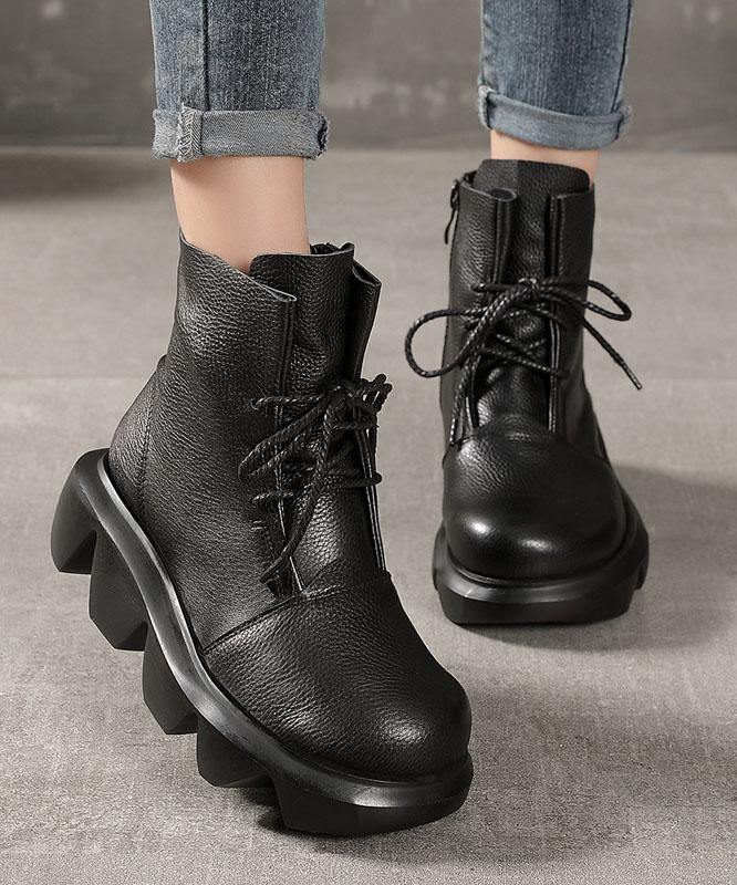Elegantly Styled Boots for Everyday Wear