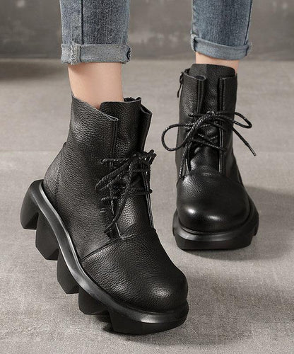 Elegantly Styled Boots for Everyday Wear
