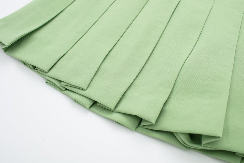 Classic Vintage Garment with a Flattering Fit