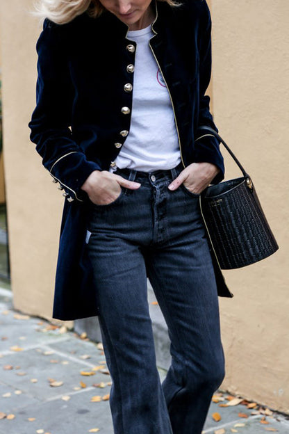 Elegantly Styled Coat for Everyday Wear