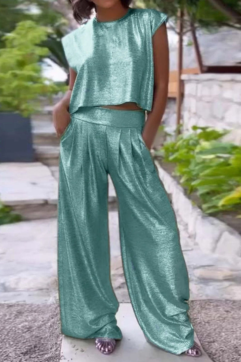 Sophisticated Pants with a Clean Classic Look