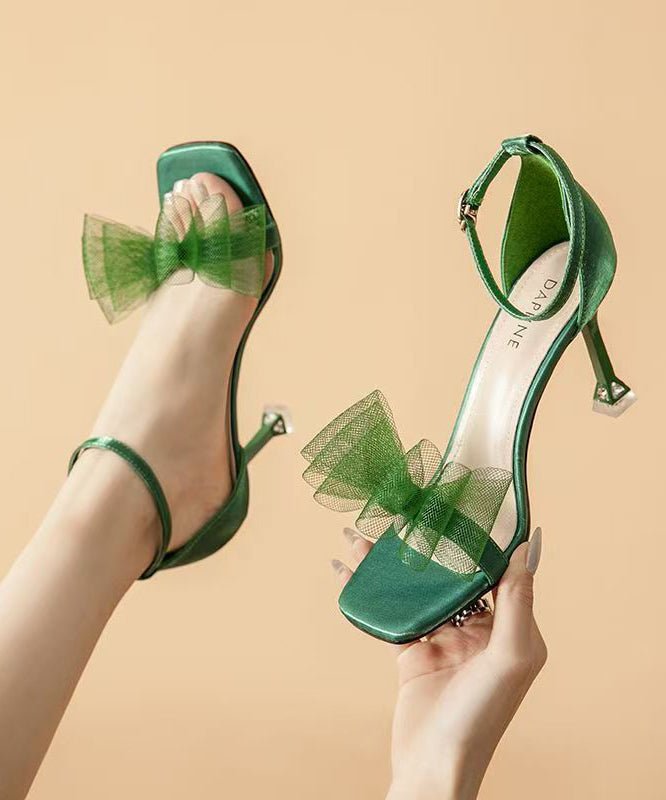 Well Tailored Heels with a Graceful Silhouette