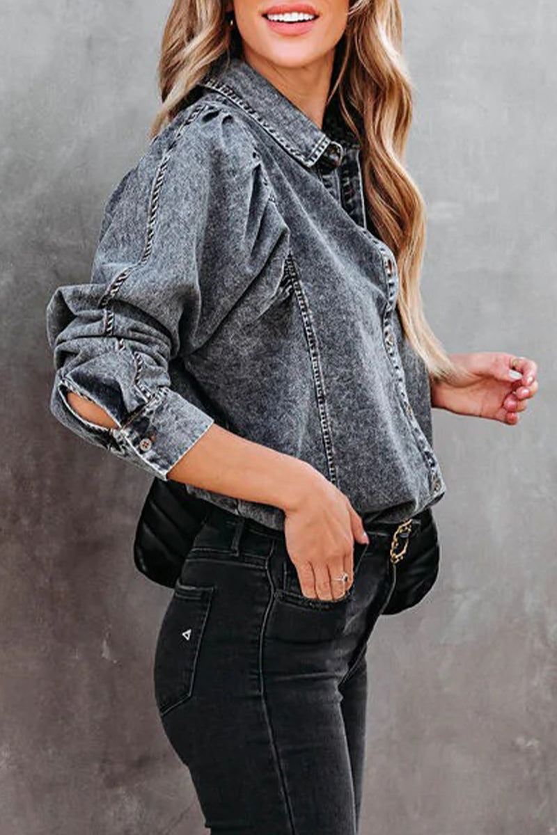 Gracefully Styled Garment for Any Occasion