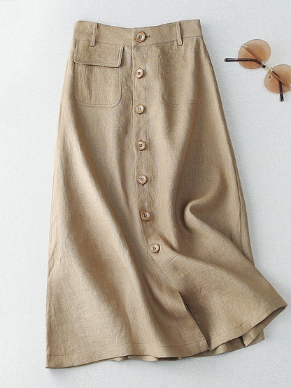 Effortlessly Elegant Garment with a Timeless Design