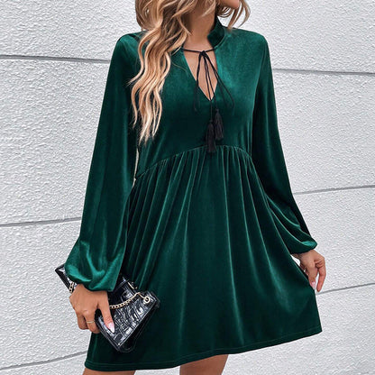 Effortlessly Elegant Dress with a Timeless Design