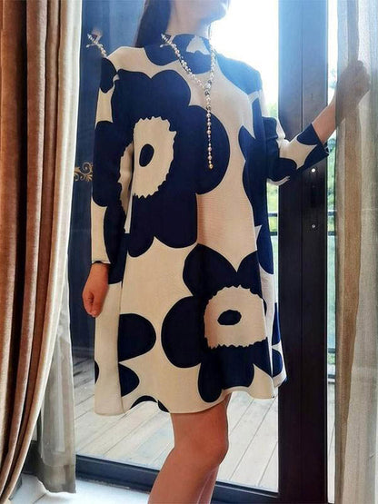 Effortlessly Elegant Dress with a Timeless Design