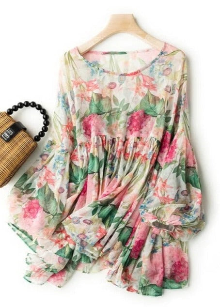 Beautifully Finished Blouse in a Timeless Design