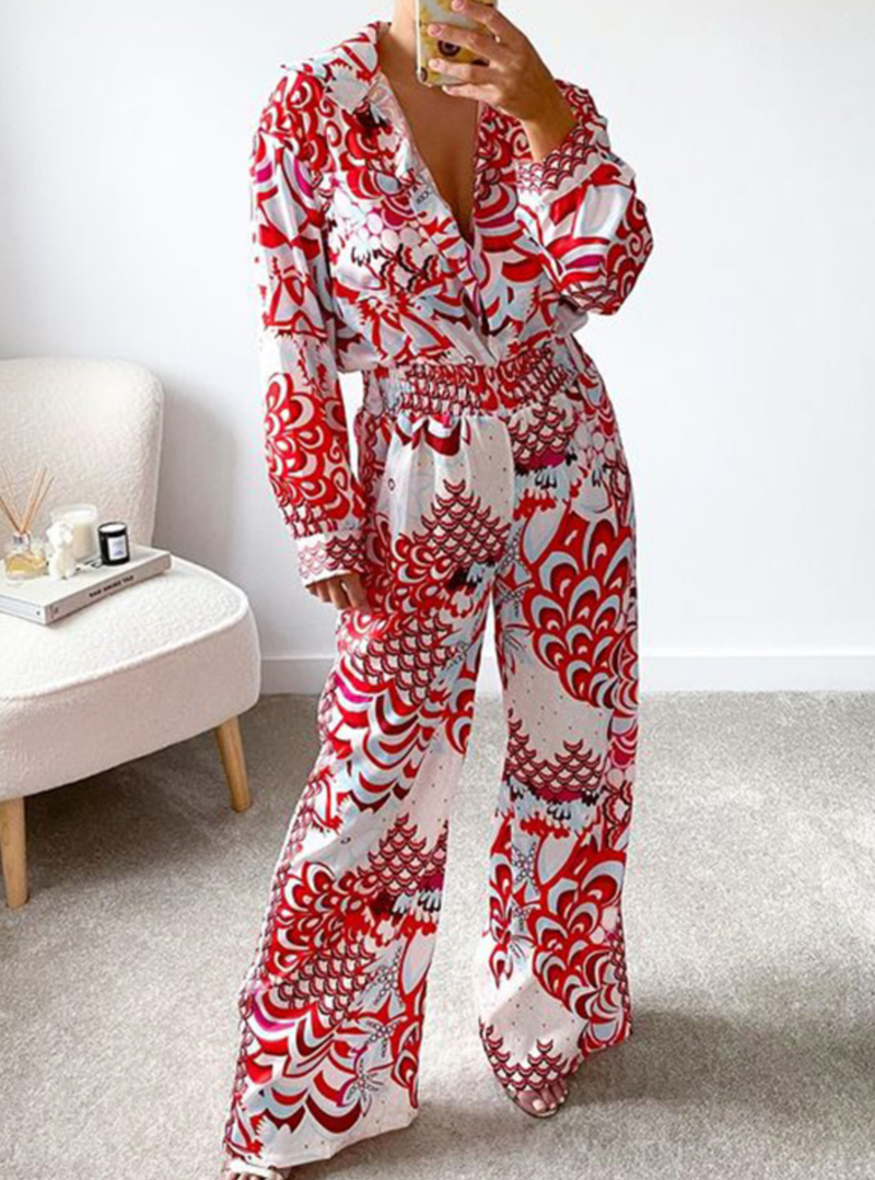 Beautifully Finished Garment in a Timeless Design