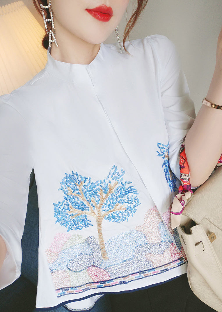 Classic Vintage Shirt with a Flattering Fit