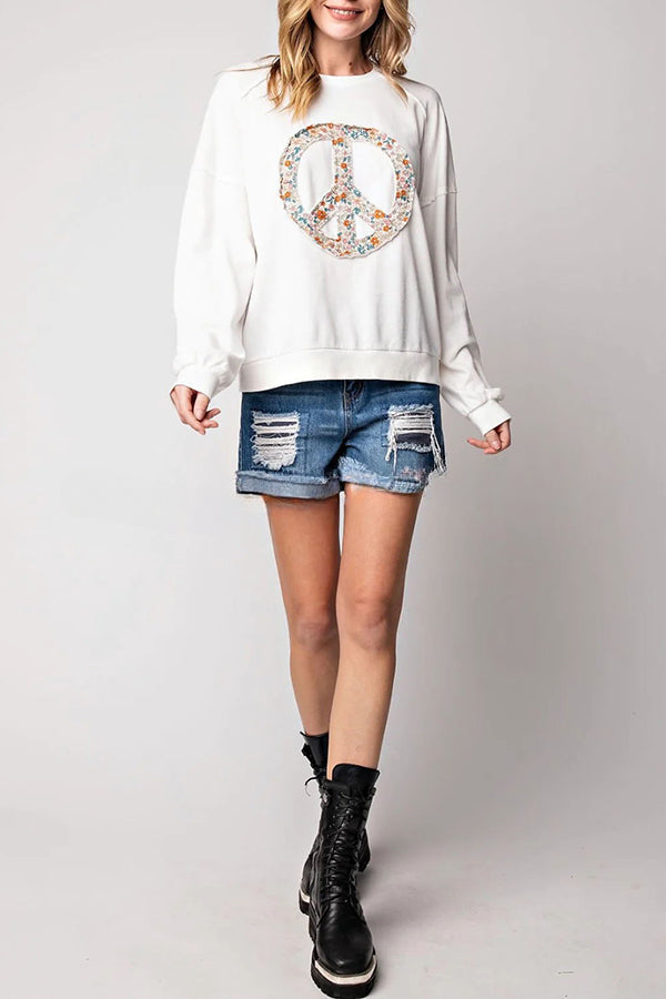 Effortlessly Elegant Pullover with a Timeless Design