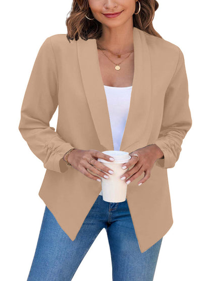 Beautifully Finished Coat in a Timeless Design